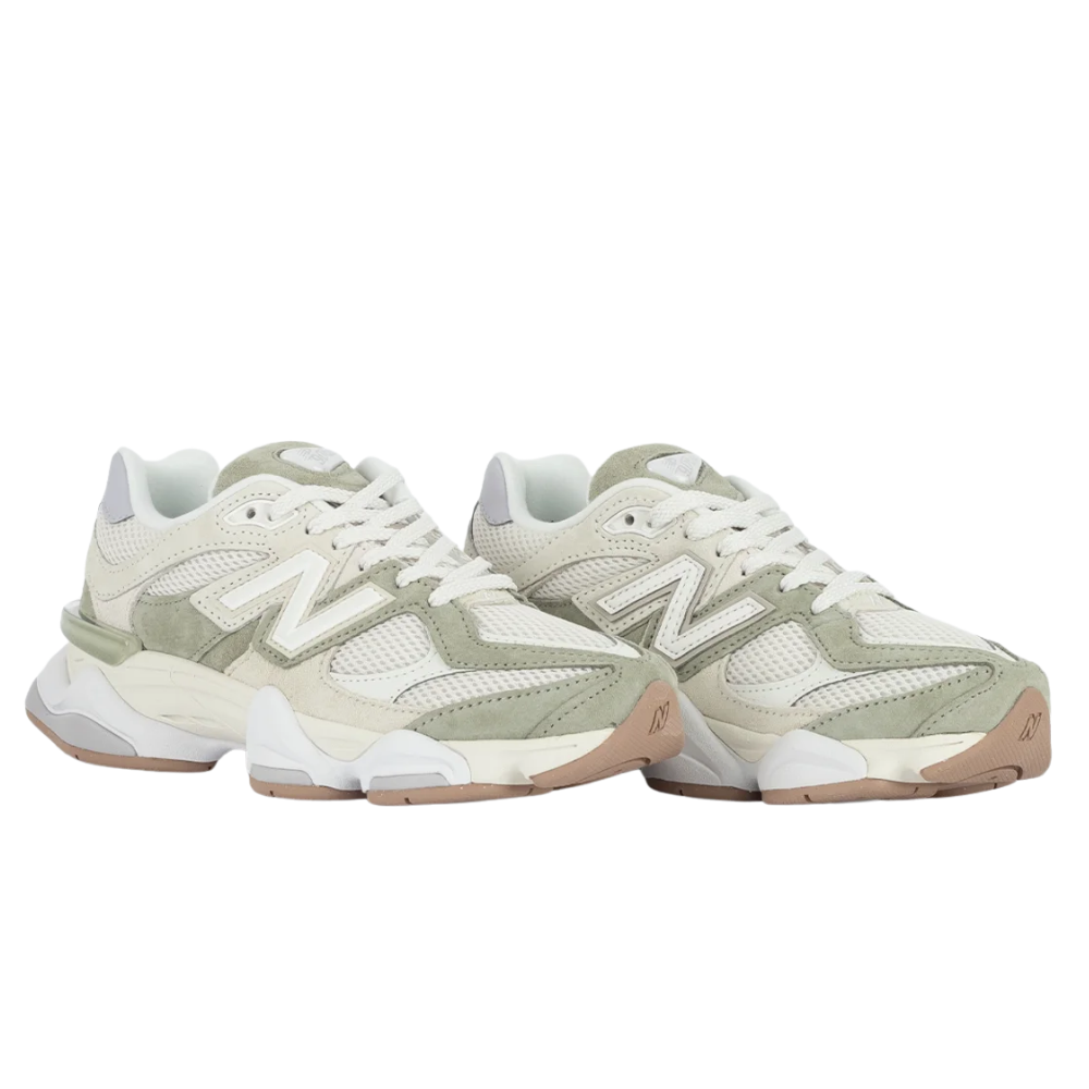 Tênis New Balance 9060 Garter Snake Feminino – Estilo Futurista