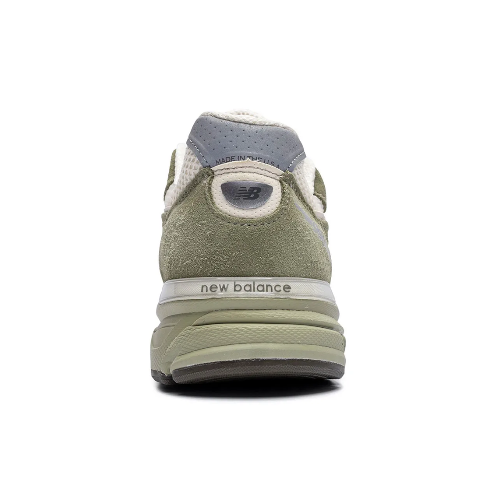 Tenis New Balance 990V4 'Olivine' Masculino U9901MX Sneakers