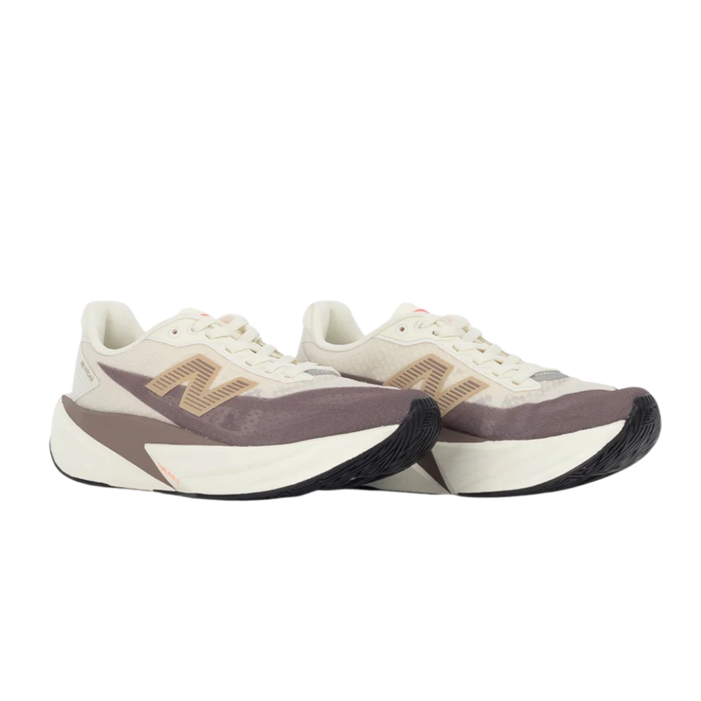 Tenis New Balance Fuelcell Rebel V5 Off White Feminino WFCXLJ5