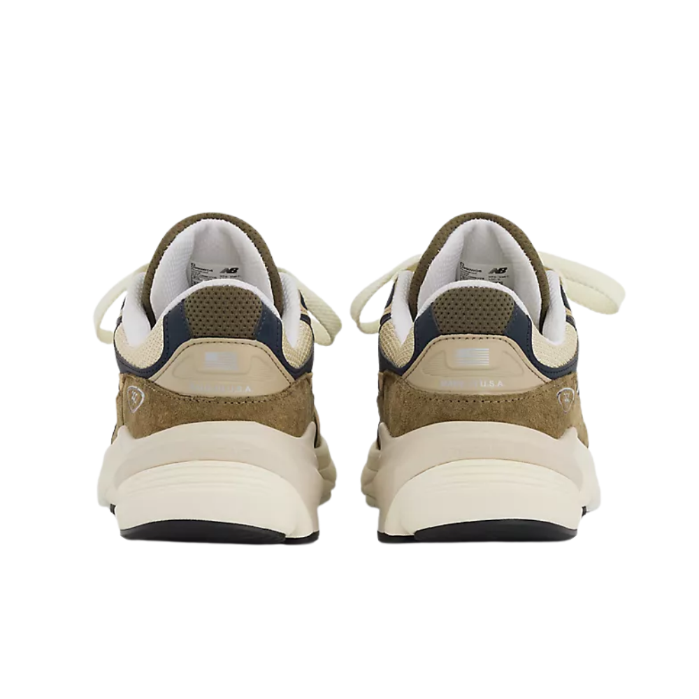 Tênis New Balance x Teddy Santis 990 Masculino U990WO6 | é na Sunika!